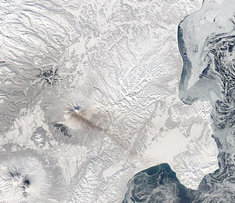 NASA MODIS Image of the Day: March 15, 2009 – Ashfall from Shiveluch Volcano, Kamchatka