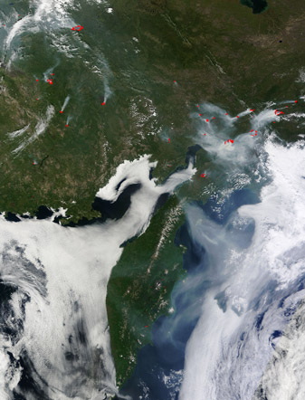 NASA MODIS Image of the Day: August 4, 2010 – Fires and smoke in eastern Siberia