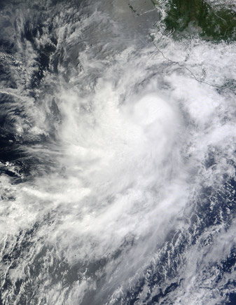 NASA MODIS Image of the Day: August 29, 2010 – Hurricane Frank (09E) off Mexico