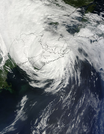 NASA MODIS Image of the Day: September 8, 2010 – Tropical Storm Earl (07L) over Nova Scotia