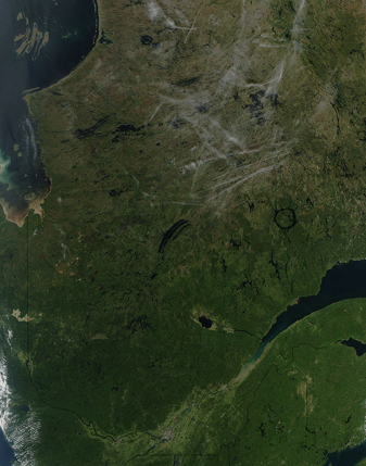 NASA MODIS Image of the Day: September 18, 2009 – Jet Contrails over Quebec