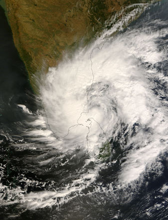 NASA MODIS Image of the Day: December 2, 2008 – Cyclone 06B over Sri Lanka and India