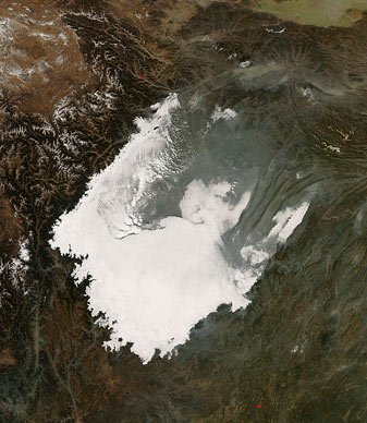 NASA MODIS Image of the Day: December 11, 2008 – Low Clouds and Haze over Central China
