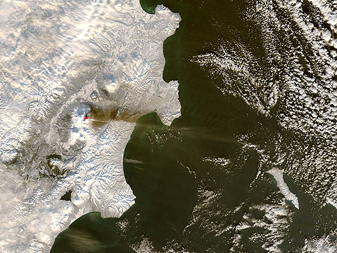 NASA MODIS Image of the Day: December 12, 2008 – Plume from Klyuchevskaya Volcano
