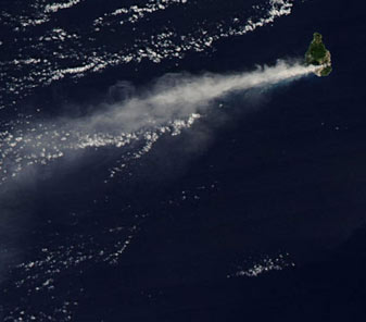 NASA MODIS Image of the Day: December 26, 2008 – Plume from Soufriere Hills Volcano