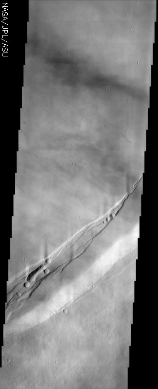 Medium image for 20020520a