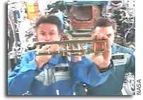 NASA Space Station On-Orbit Status 17 Dec 2003