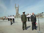 640x480 (53008 bytes)