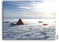 Scientists confront the challenges of the Arctic in support of ESA’s ice mission