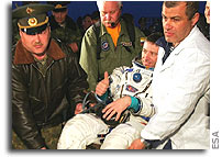 Soyuz TMA-5 landing with ESA astronaut Roberto Vittori marks completion of European Eneide Mission