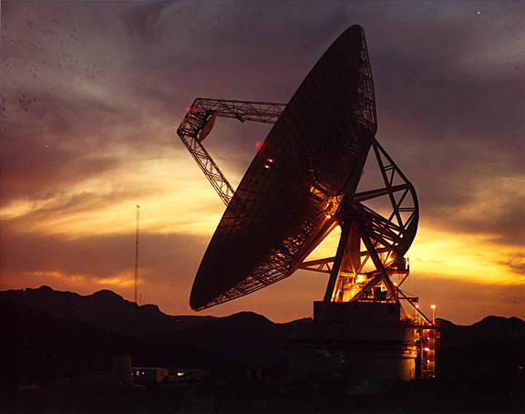 NASA officials repair giant antenna at Goldstone