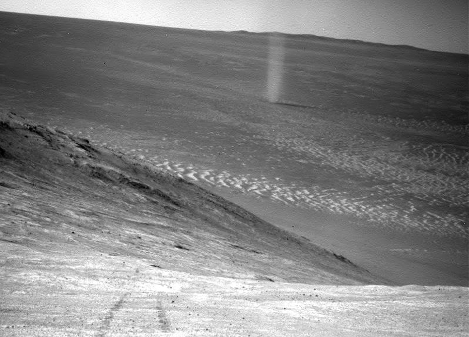 Opportunity Rover Sees a Martian Dust Devil