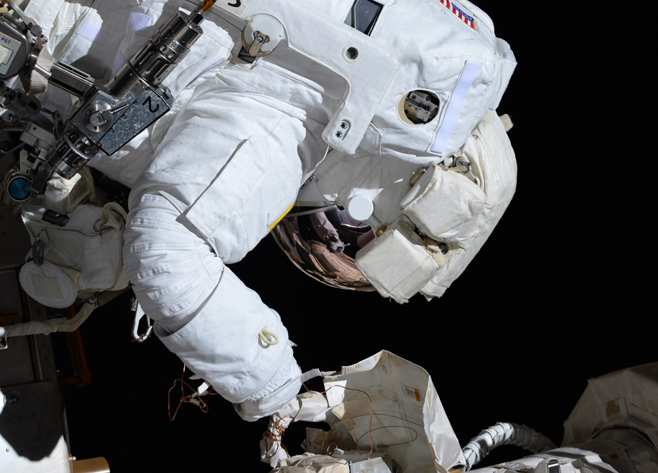 Astronauts Prepare For Contingency Spacewalk
